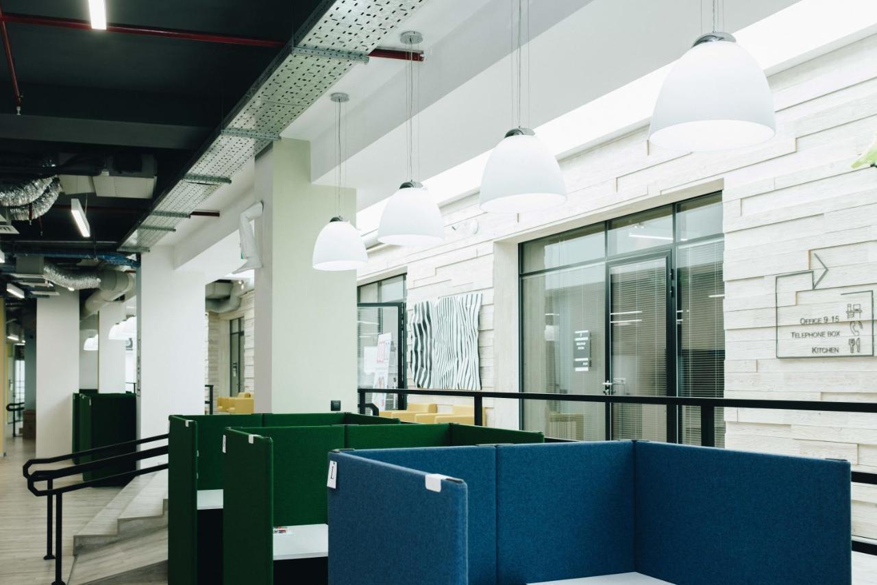 מלון אסטנה Iq Coworking מראה חיצוני תמונה